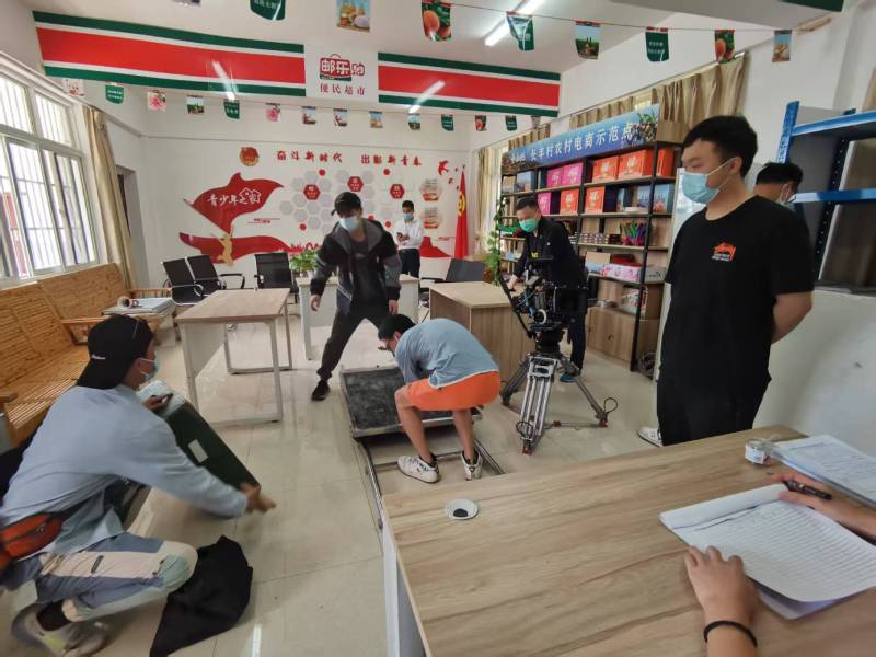 追星女孩心理学分析报告：永新县广告片拍摄公司揭秘饭圈应援式传播逻辑